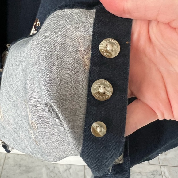 CLEARANCE Men’s Medium Columbia Navy Button Down Shirt With Hunting Dogs Print - Picture 7 of 12